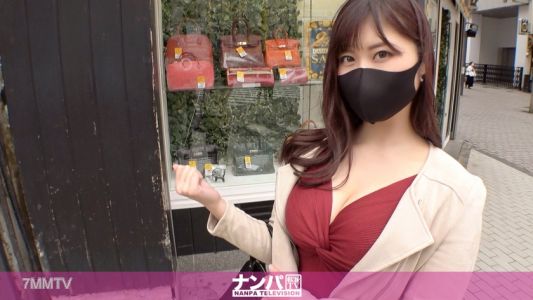 200GANA-2602 マジ軟派、初撮。 1728 F乳看護師ナンパ成功！経験人数3ケタ！アプリで男を漁りまくるこの女、チ●ポを見せると即発情！大量潮吹き、自ら激しく腰を振って絶頂、下品な声で喘ぎまくる想像を絶する淫乱っぷり！！