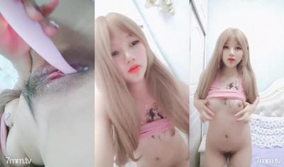 The Baby Sound Is Super Clear And Pure Blonde Loli Cute Girl, Lifts Up The Clothes And Kneads The Tits, The Vibrator Close-up Pumps The Pussy, Super Tender In And Out, The Orgasm Makes The Pussy Very Wet