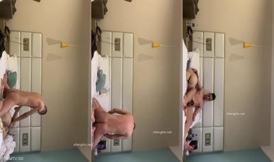 "최근 유출 ⚡ 섹스의 신" "안돼 제발" 대사가 자극적이다~ 문신한 꽃미남이 얼굴을 내밀고 활을 세게 밀고 있다