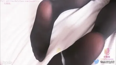 香港網紅美少女閨蜜【馬蘇兒】劇情新作鐘點Cospaly性感兔女郎的特殊服務計時爆射