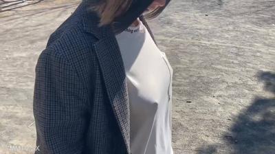 FC2-PPV 4657473 彼女と露出デートの後、ホテルで「おじさんのチンポ、キモイw」「早くイケよ!」とか言わせながら中出ししましたww オマケあり。 {