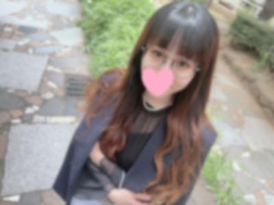 fc2-ppv 3806409 ※얼굴 내기 ※【무수정】【첫 촬영】 세련된 안경 무스메. 미니엄 신체의 입/리 젖꼭지를 부드럽게 반죽 돌려 발정. 소시지처럼 거대한 친친에 쥬보쥬보 감미! {