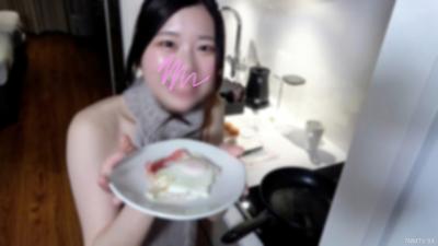 fc2-ppv 4414334 期間限定価格【無】ハタチのミナトちゃんと甘々なハメ撮り。料理を作っておマ〇コ湿らせて待っててくれる純粋な彼女に首〇めFCUKで無慈悲な中出し。特典動画有り {