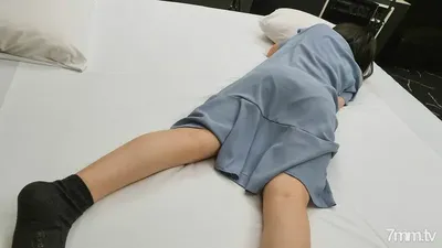fc2-ppv 1971539 【個人撮影】第67撮かのん18歳は剛毛地味子!淫語連発確かな満足!淫毛の奥に隠れた淫膣子宮に人生初の特濃生臭ザーメン中出し【虎山円光】 {