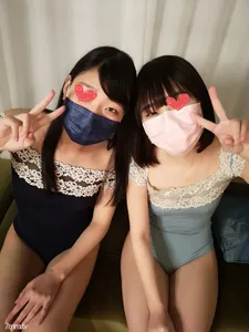 fc2-ppv 2214167 【無修正】初めての３Pで快感が覚醒する!!いつもと違うふたりイキ激熱セックス まり(21歳)＆りえ(20歳) {