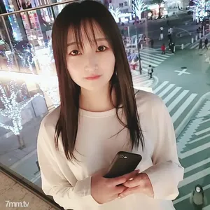 fc2-ppv 2728914 【限時3天1980年→2980年】【露臉】黑髮修長美少女。當您暴露奇聞趣事時,您會在廁所裡引誘並與員工一起玩連續 5 次陰道射精。 {